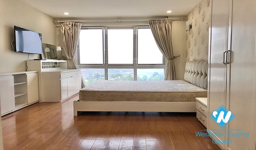Mid floor apartment for rent in building P fully furnished 4 bedrooms